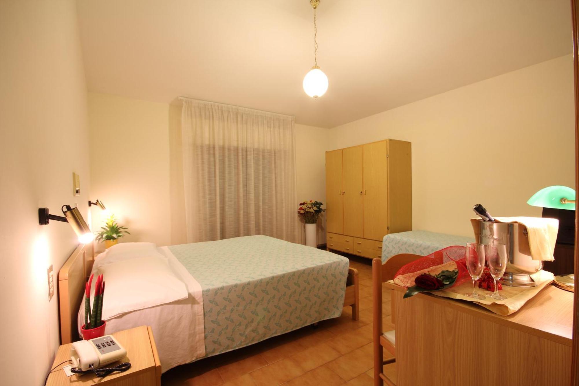 Hotel Villa Luca 끼안챠노테르메 객실 사진